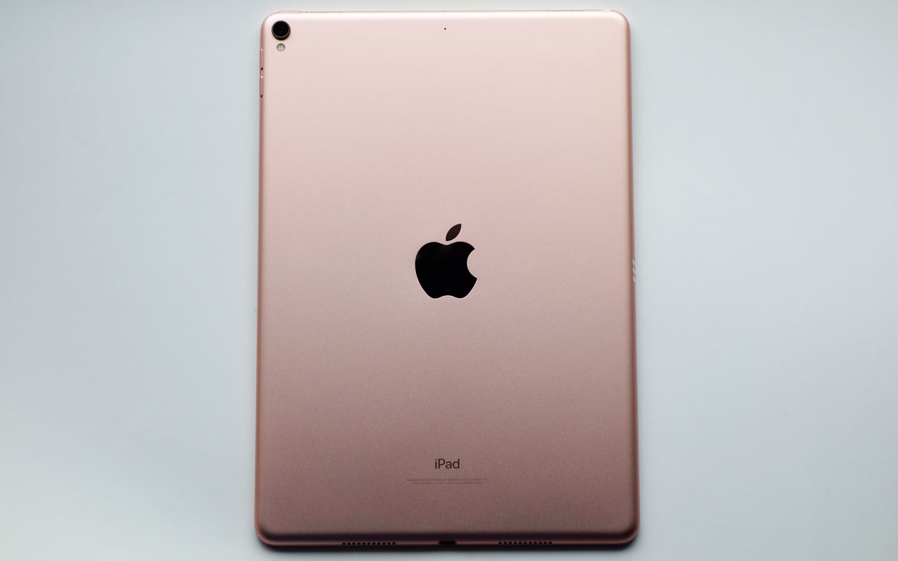 【ドコモ】iPad Pro 10.5 (64GB) ゴールド